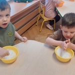 Wesole pszczolki snieg 6.jpg